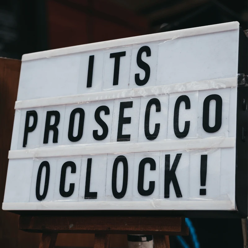 Cherry Prosecco