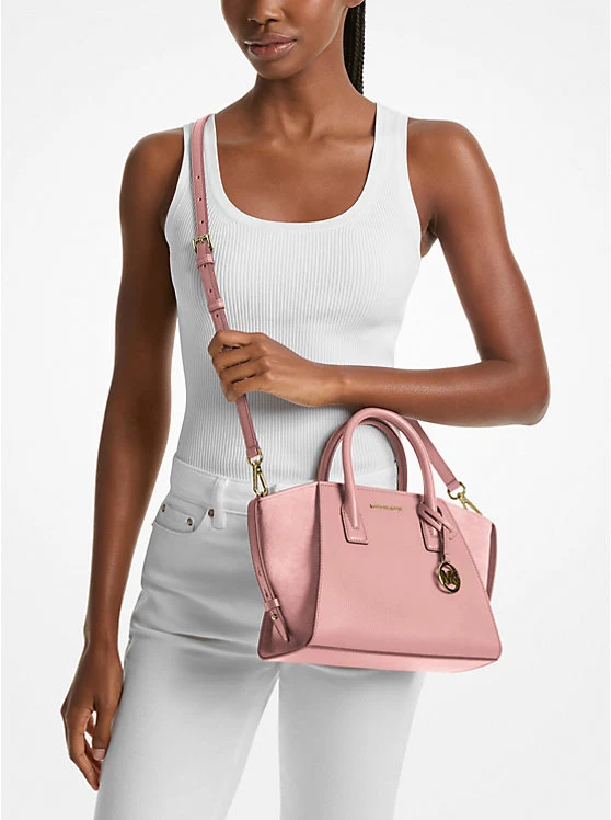 Michael Kors Avril small powder blush