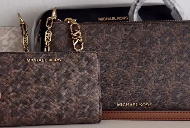Michael Kors empire set