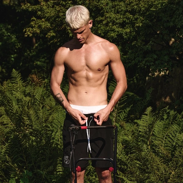 HUNQ - #001 Gardener