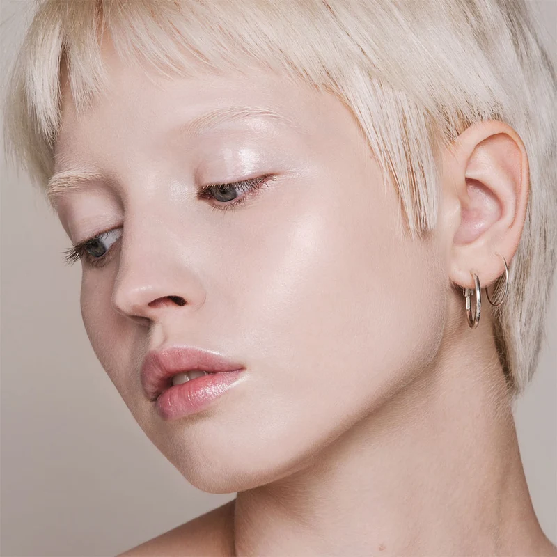Skin Equal Foundation – Porcelain 10