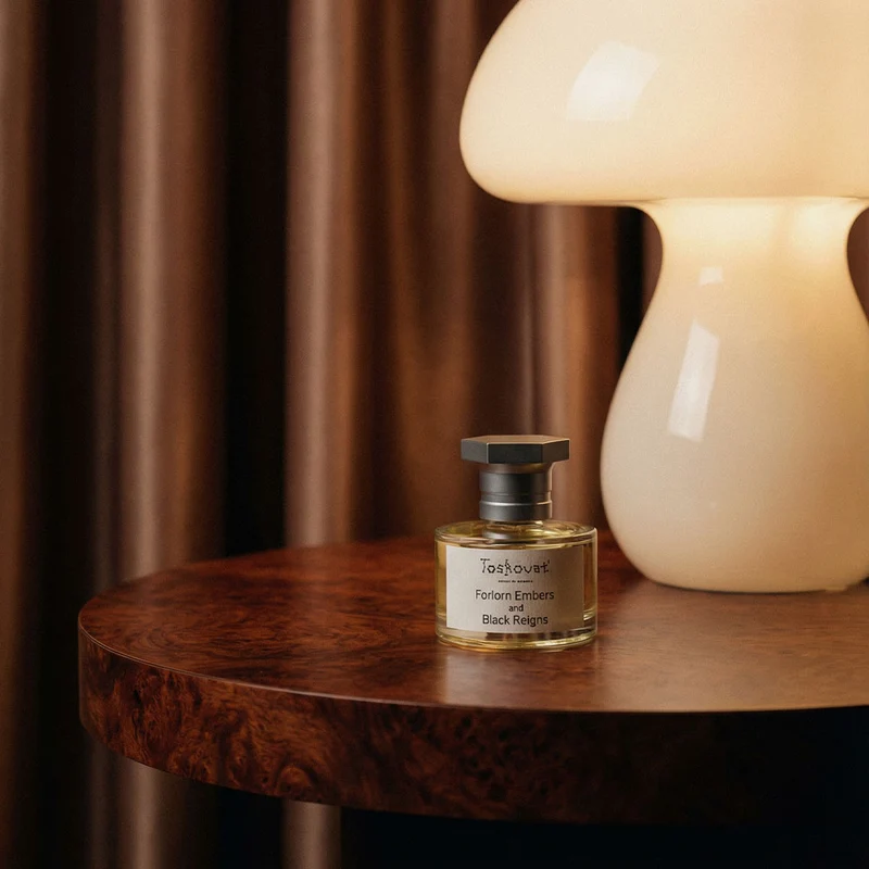 Forlorn Embers & Black Reigns – Extrait de Parfum – 60ml