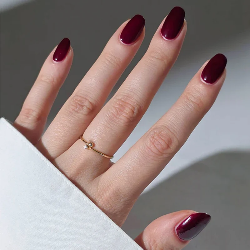 Kirsch Kiss – Nail Polish