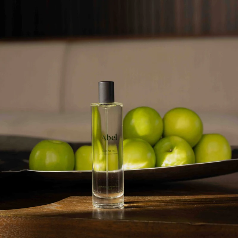 Scene 01 – Room Spray