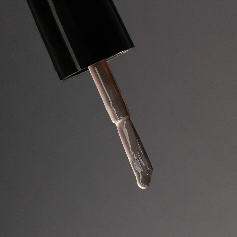 Taupe Lustré – Nail Polish