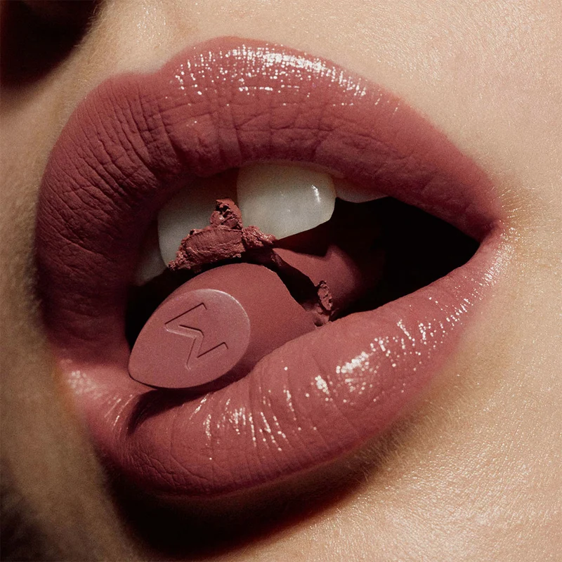 Dazzle Nights Satin Shine Lipstick – Charisma 503