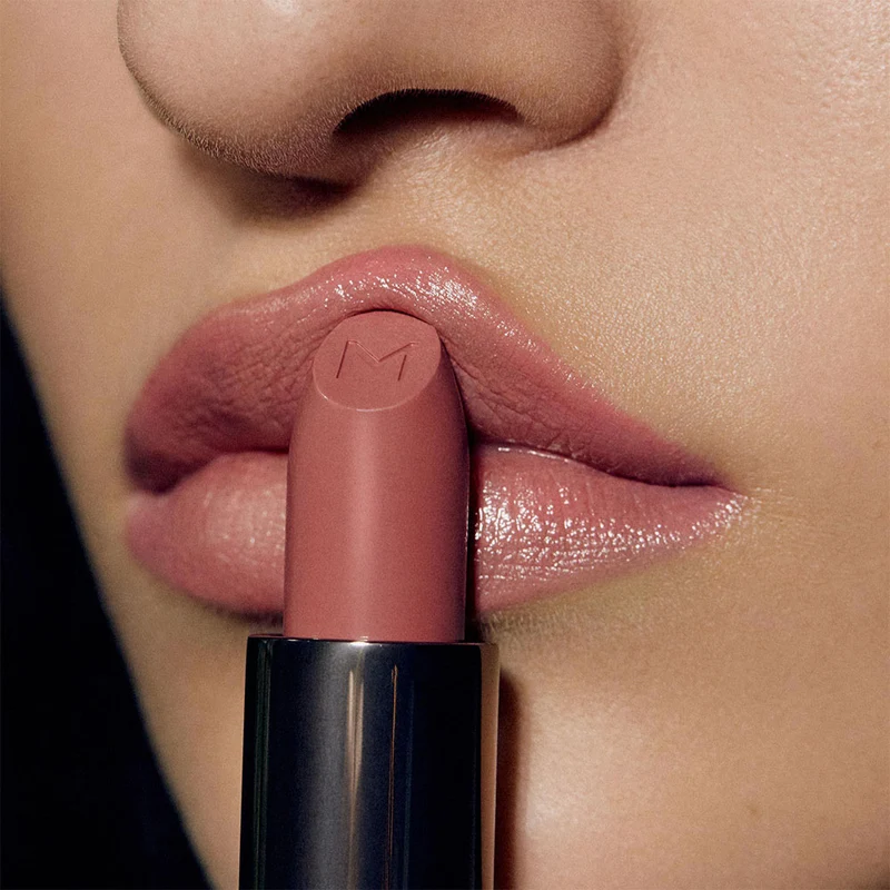 Dazzle Nights Satin Shine Lipstick – Flattery 501