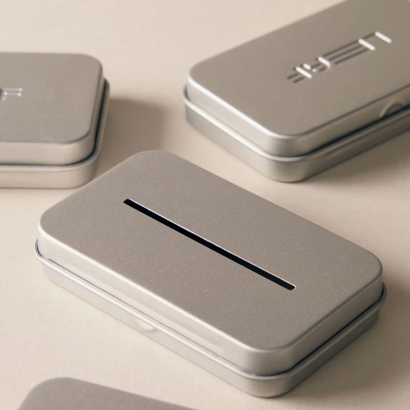 Blade Tin Disposer