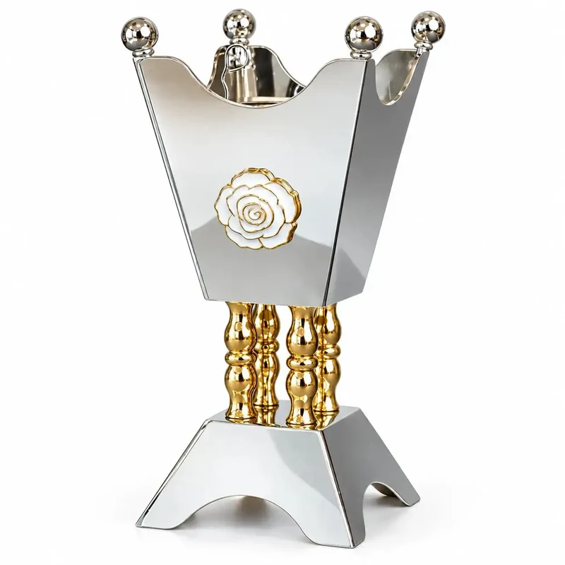 Luxuriöser arabischer Räuchergefäß aus Silber und Gold – Rosendesign