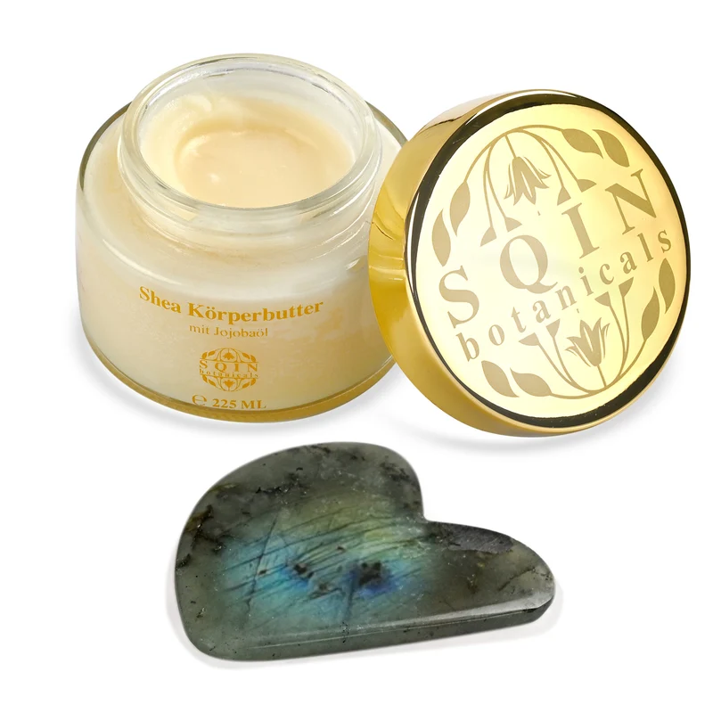 SQIN Botanicals - Shea Körperbutter mit Jojobaöl inkl. Amethyst Gua Sha, 225 ml