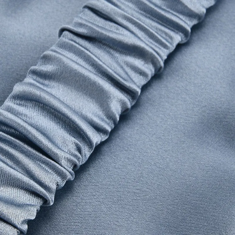 LA MAREY Signature - Schlafmaske aus 100% Maulbeerseide mit Seidenfüllung, Himmelblau