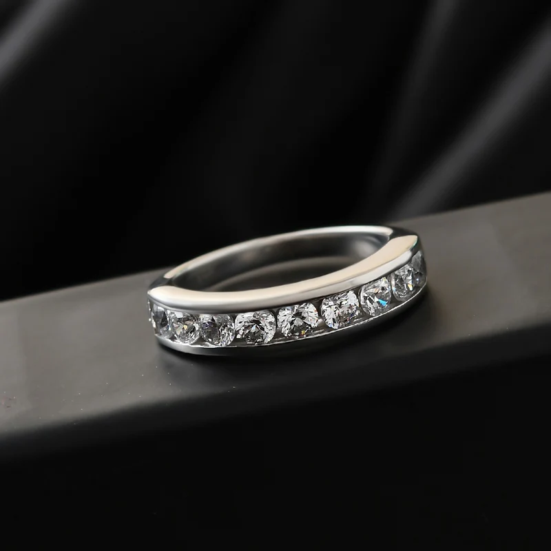 LUSTRO STELLA Hergestellt mit Feinster ZIRKONIA Half Eternity Ring 925 Silber platiniert