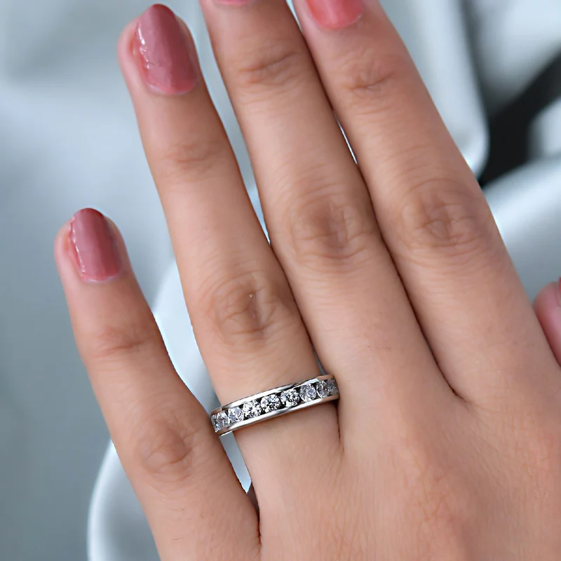 LUSTRO STELLA Hergestellt mit Feinster ZIRKONIA Half Eternity Ring 925 Silber platiniert